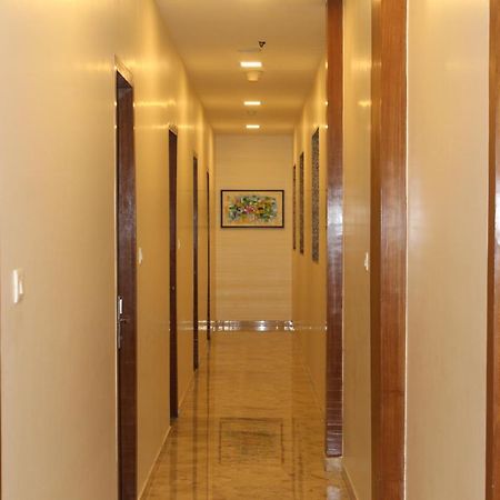 Hotel Airside Bombay Esterno foto